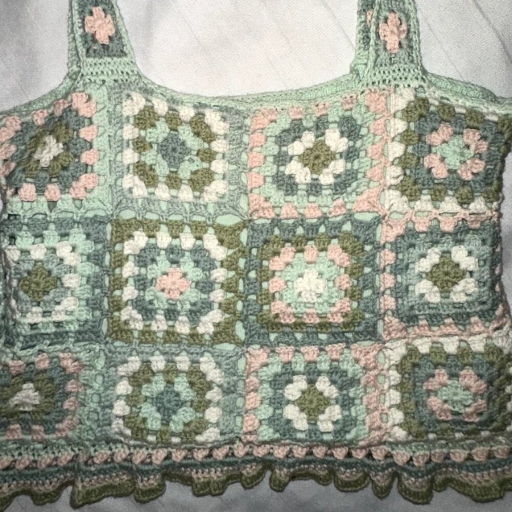 American Eagle Trendy Mint Green Knit Crop Top Size M